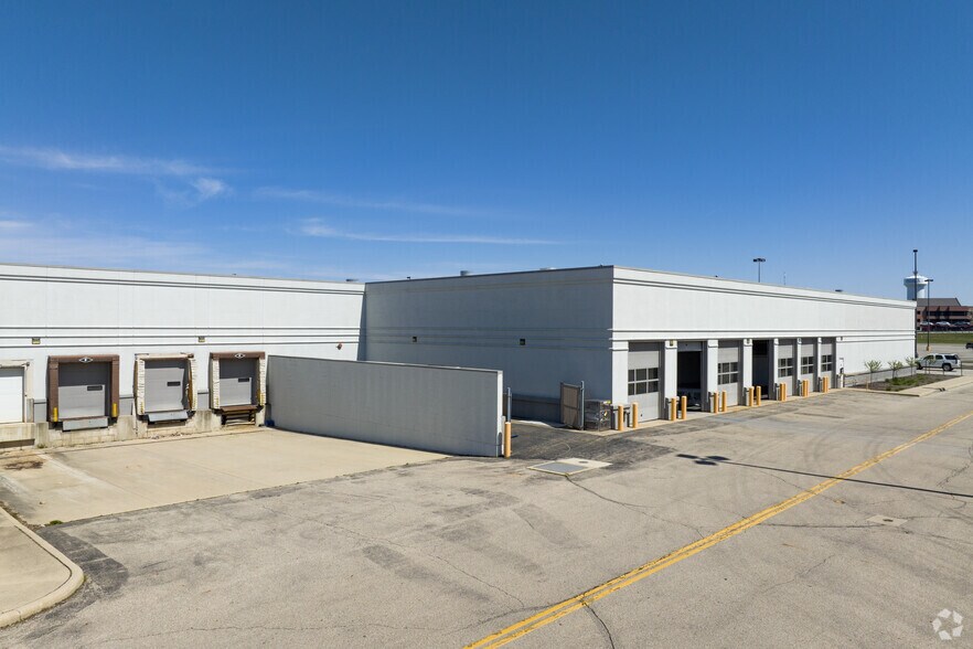 More Photos Of 987-999 E Ash St, Piqua Unknown For Lease