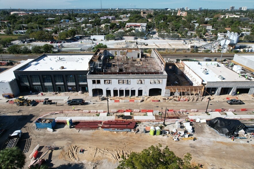 More Photos Of 885 N Railroad Ave, West Palm Beach Unknown For Lease