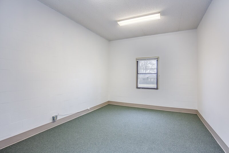 More Photos Of 510 Rosebank Ave, Nashville Schools For Lease