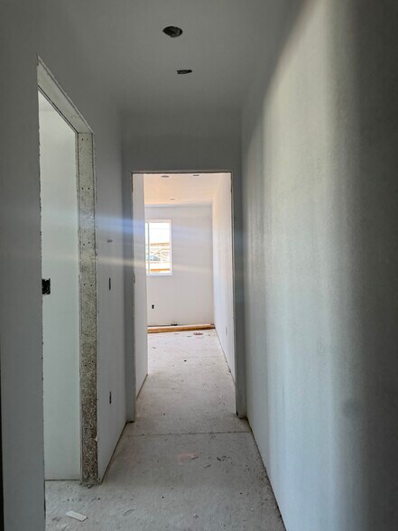 More Photos Of 906 Lakme ave, Wilmington Apartments For Sale