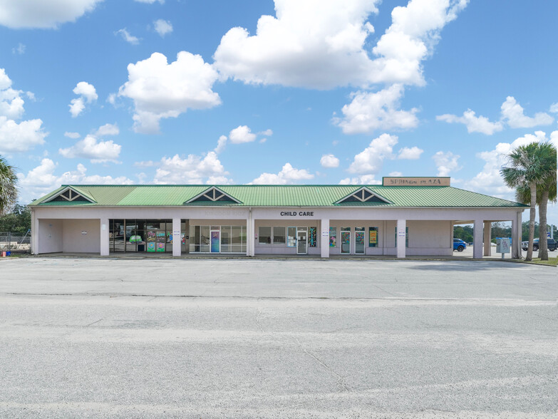 Primary Photo Of 9413 SE Maricamp Rd, Ocala Storefront For Sale