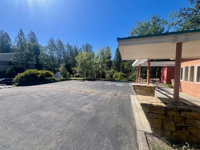 More Photos Of 1005 Fowler Way, Placerville Medical For Sale