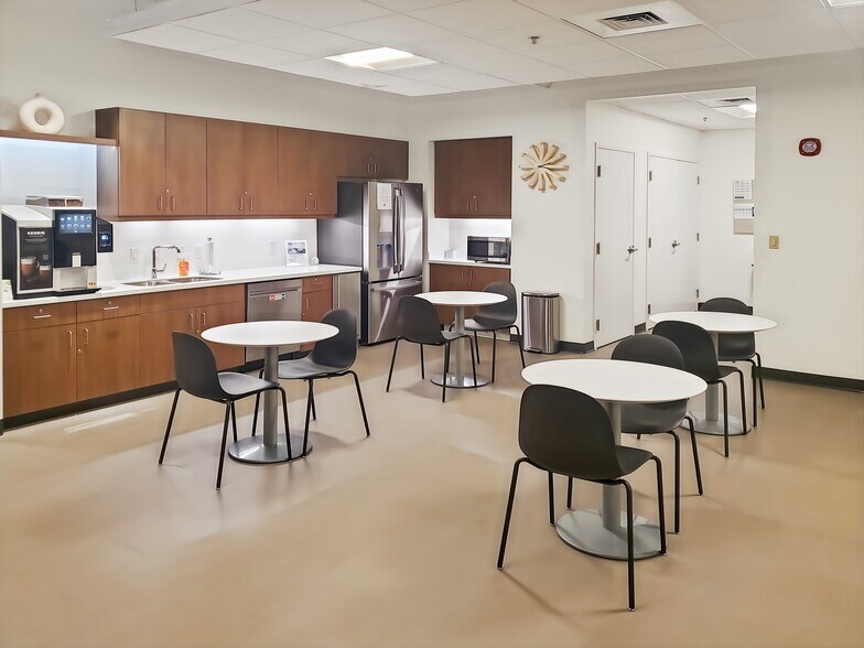 More Photos Of 388 S Main St, Akron Coworking Space