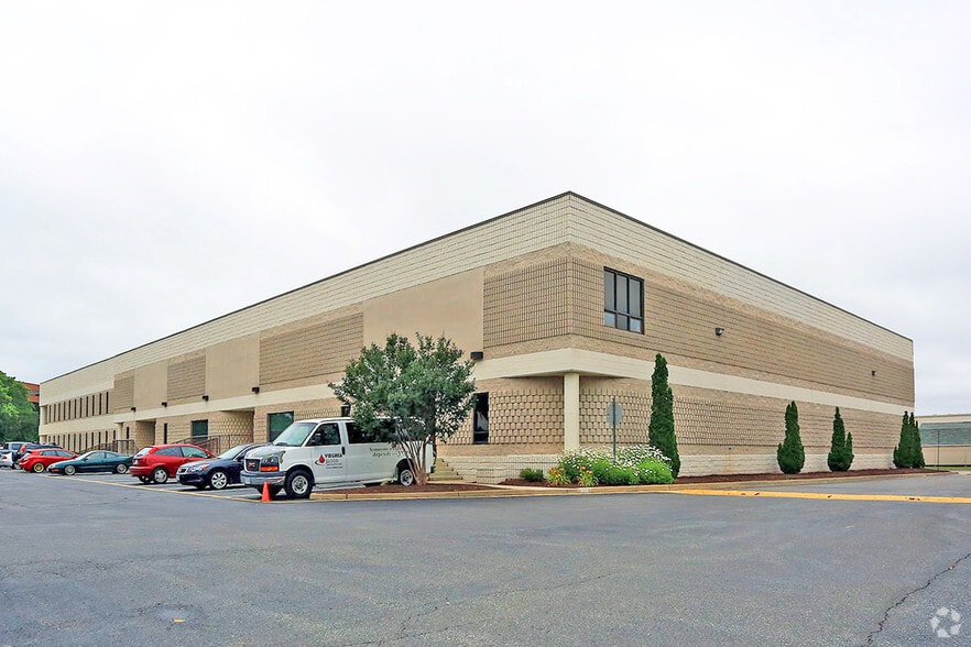 More Photos Of 1801 Sara Dr, Chesapeake Research And Development For Lease