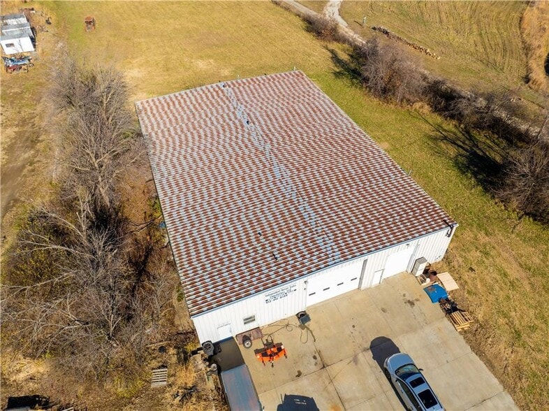 More Photos Of 13612 Stillwell Rd, Bonner Springs Auto Salvage Facility For Sale