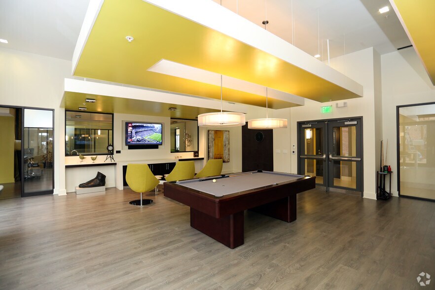 More Photos Of 101 N Wolfe St, Baltimore Apartments For Lease