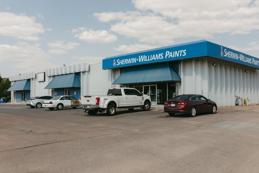 Primary Photo Of 260 S Academy Blvd, Colorado Springs Freestanding For Sale