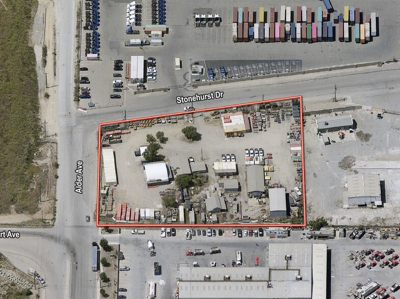 Primary Photo Of 2271 Stonehurst Dr, Rialto Contractor Storage Yard For Lease