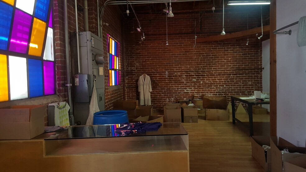 More Photos Of 1907-1919 E 7th Pl, Los Angeles Warehouse For Lease