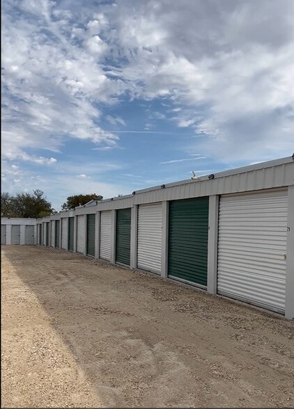 More Photos Of 1424 TX-22 Hwy, Whitney Self Storage For Sale