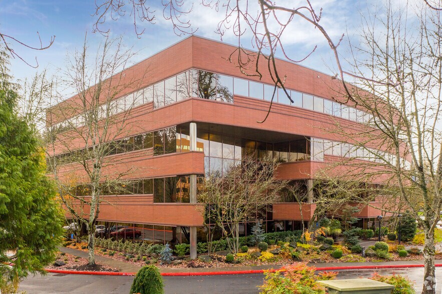 More Photos Of 4949 Meadows Rd, Lake Oswego Unknown For Sale