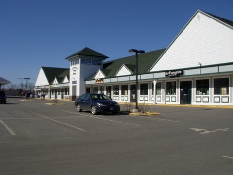 More Photos Of 416 Emerson Ave, Hampstead Freestanding For Lease