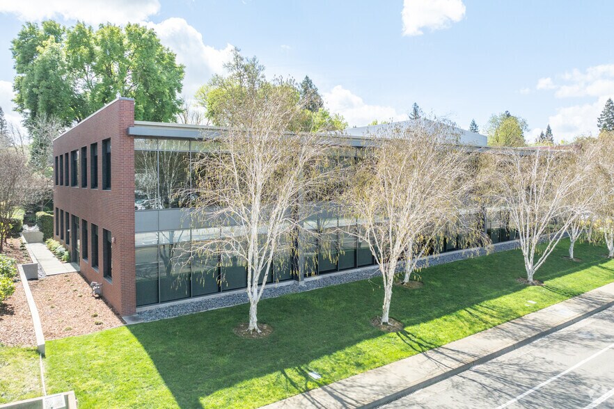 More Photos Of 333 University Ave, Sacramento Unknown For Lease