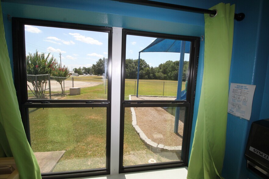 More Photos Of 3421 E Walnut St, Pearland Daycare Center For Sale