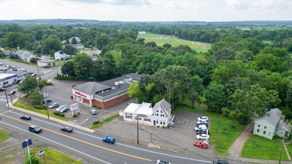 More Photos Of 202 Union St, Vernon Auto Repair For Sale