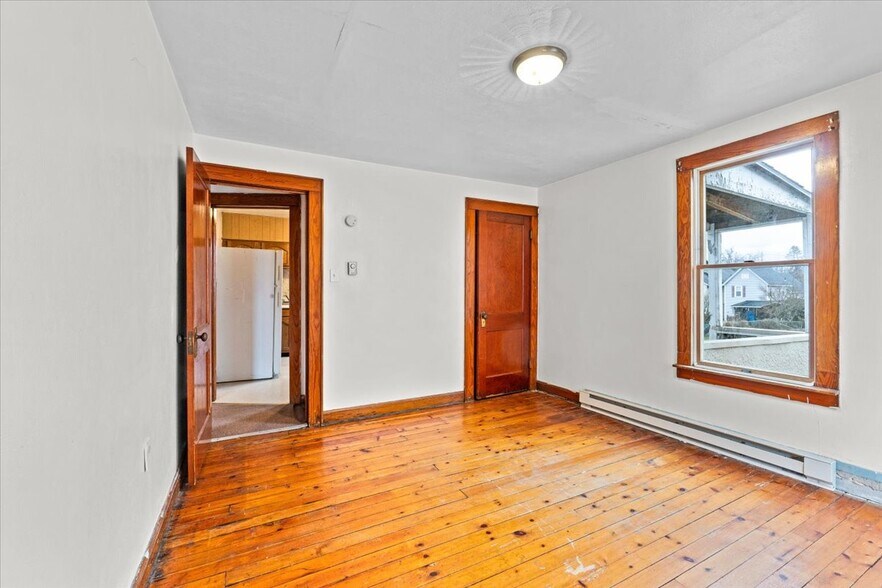 More Photos Of 622 E Market St, Scranton Office Residential For Sale