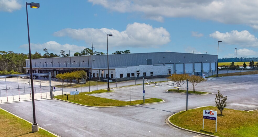 More Photos Of 7801 Commerce Blvd, Panama City Distribution For Lease