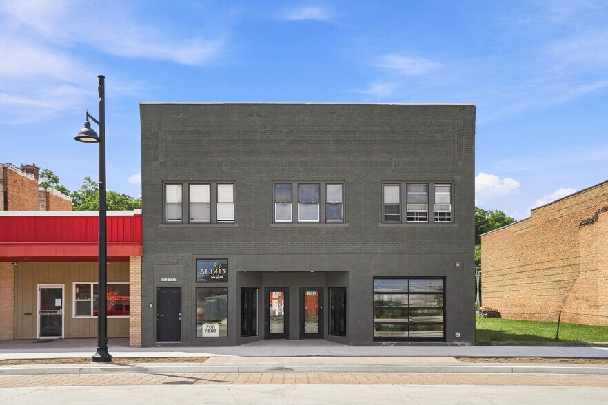 Primary Photo Of 1014-1016 15th Ave, East Moline Apartments For Sale