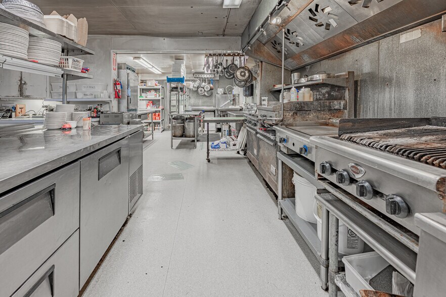 More Photos Of 2575 Academy St, Ransomville Restaurant For Sale