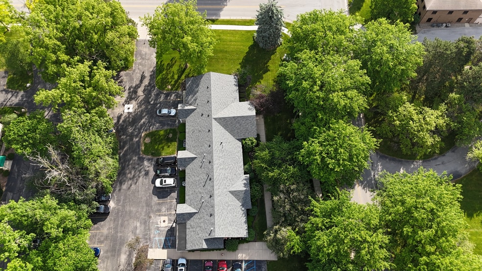 More Photos Of 1925 Indian Wood Cir, Maumee Office For Sale
