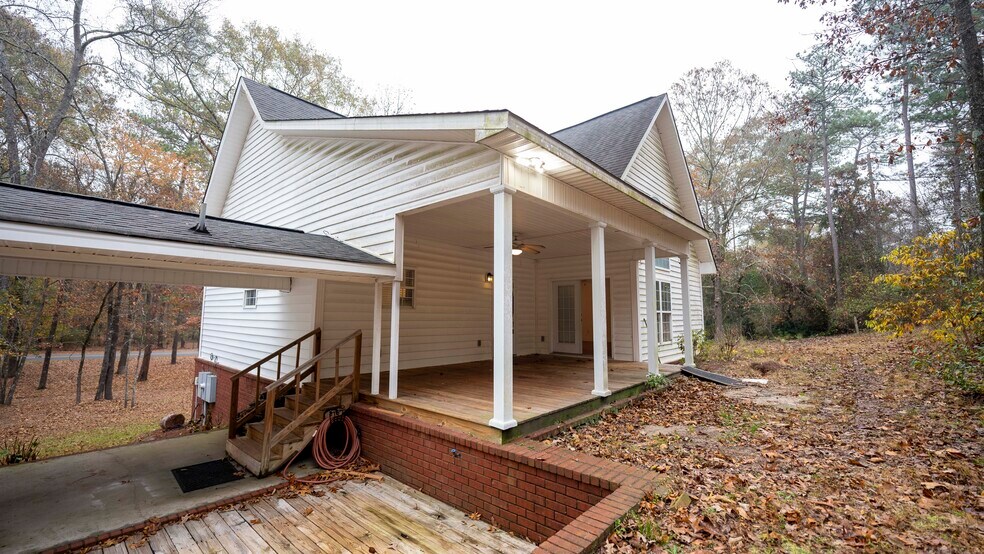 More Photos Of 1646 E Wesley Chapel Rd, Byron Land For Sale