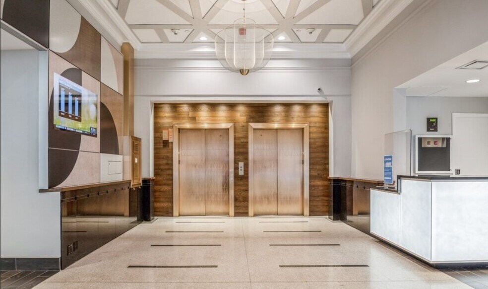 More Photos Of 549 W Randolph St, Chicago Office For Lease