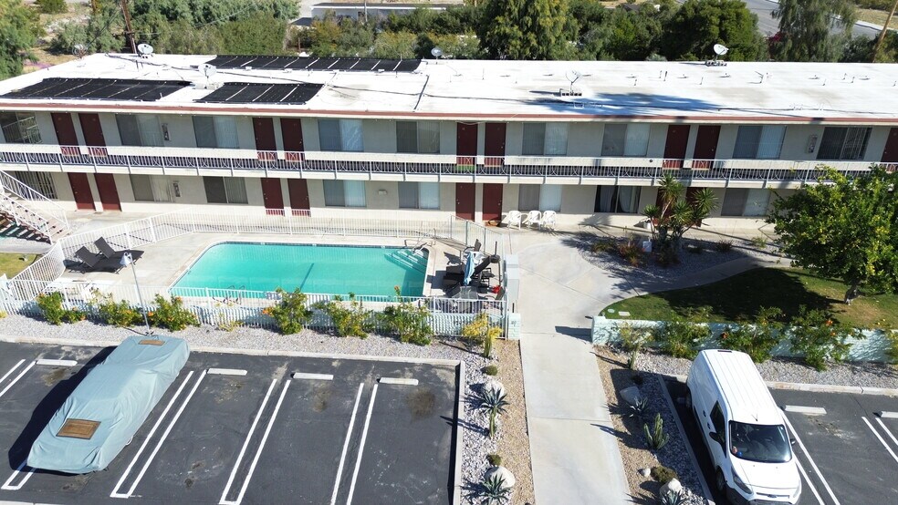 More Photos Of 2303 N Indian Canyon Dr, Palm Springs Apartments For Sale