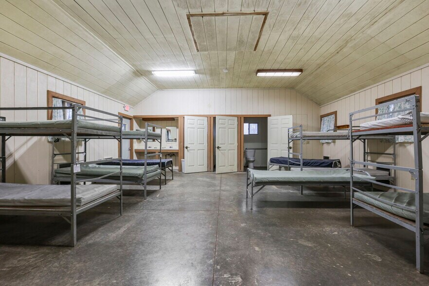 More Photos Of 5734 Durbin Rd, Bellville Specialty For Sale