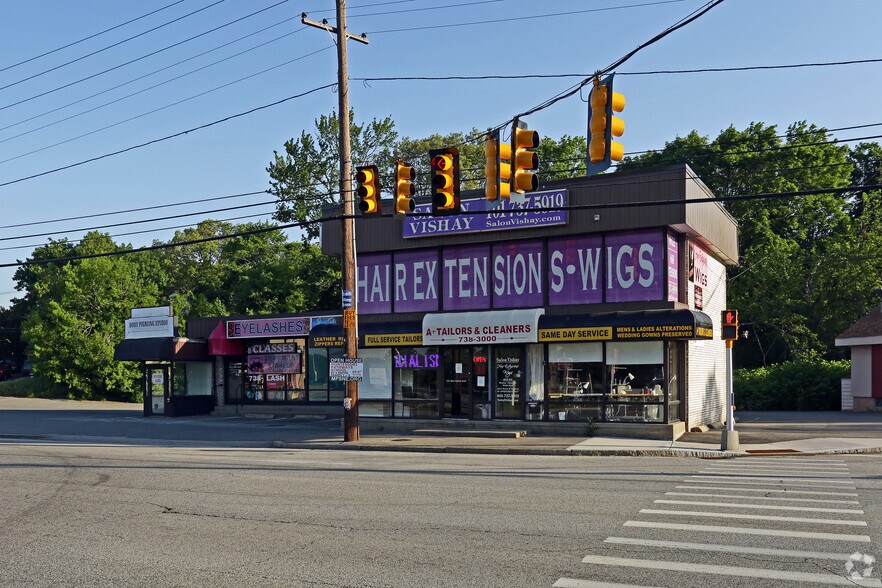 More Photos Of 99-101 W Natick Rd, Warwick Freestanding For Sale
