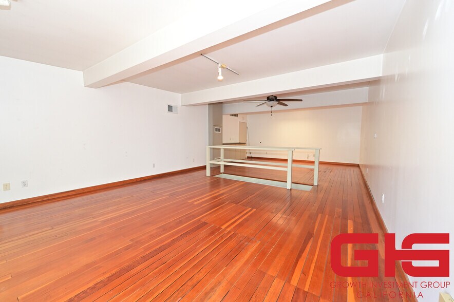 More Photos Of 88 N Hill Ave, Pasadena Storefront For Sale