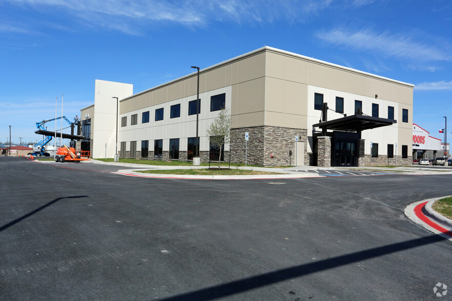 Primary Photo Of 1130 N Loop 340, Waco Medical For Sale