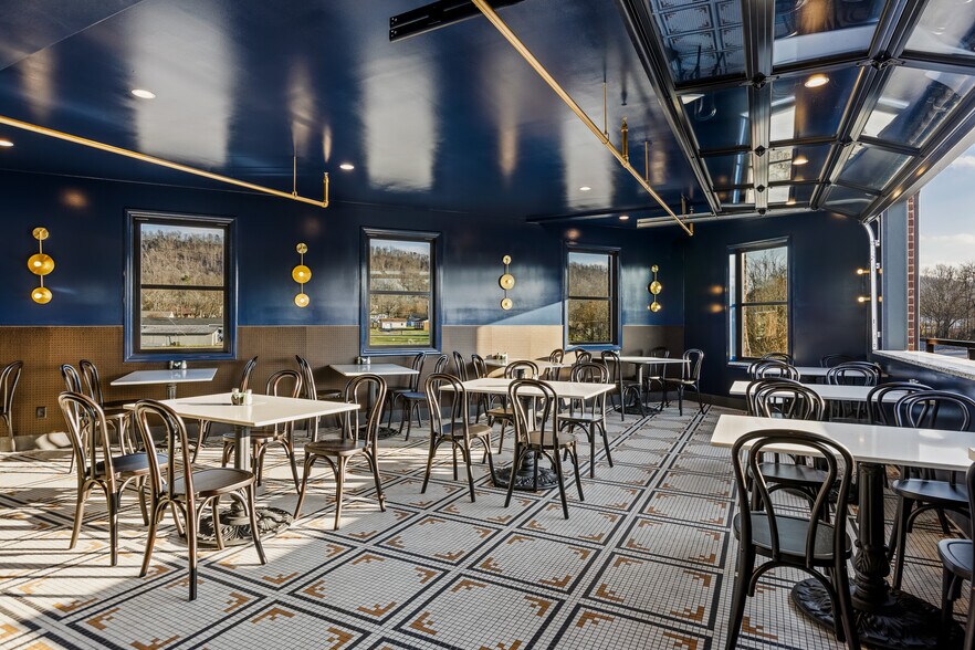 More Photos Of 5503 Main St, Ooltewah Flex For Sale