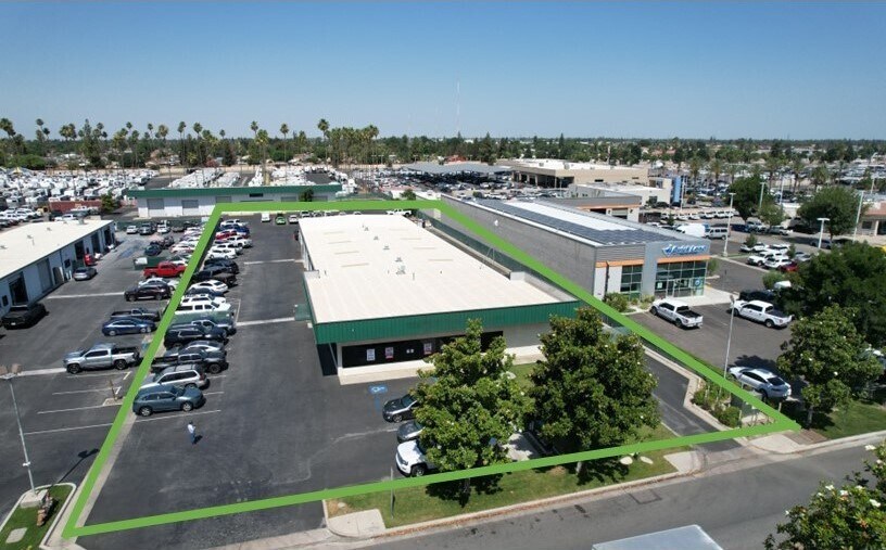 More Photos Of 5401 Gasoline Alley Dr, Bakersfield Service For Lease