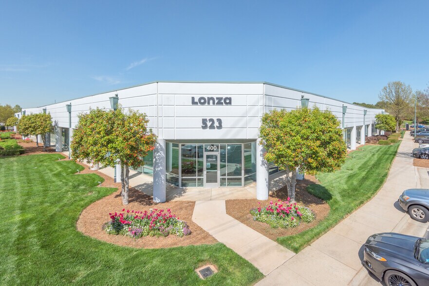 More Photos Of 523 Davis Dr, Morrisville Unknown For Lease