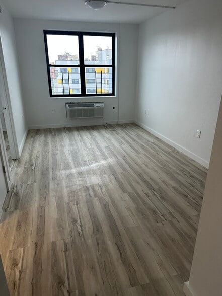More Photos Of 1039 Washington Ave, Bronx Apartments For Sale