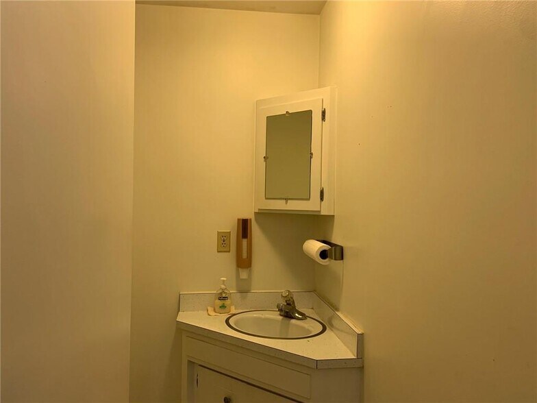 More Photos Of 49 Hillcrest Dr, Alfred Medical For Sale