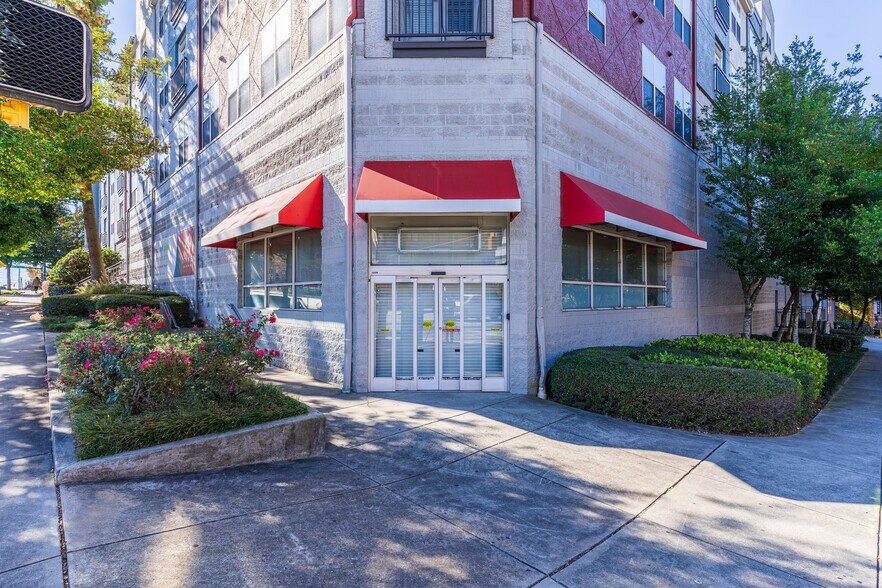 Primary Photo Of 433 Highland Ave NE, Atlanta Multifamily For Sale
