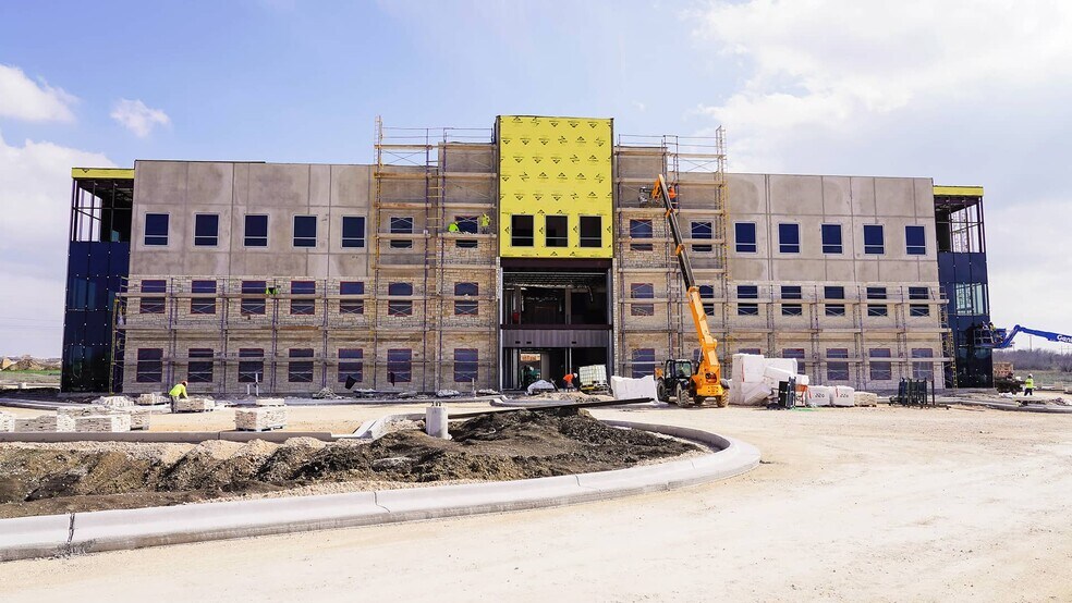 Primary Photo Of 220 Opportunity Blvd, San Marcos Medical For Sale