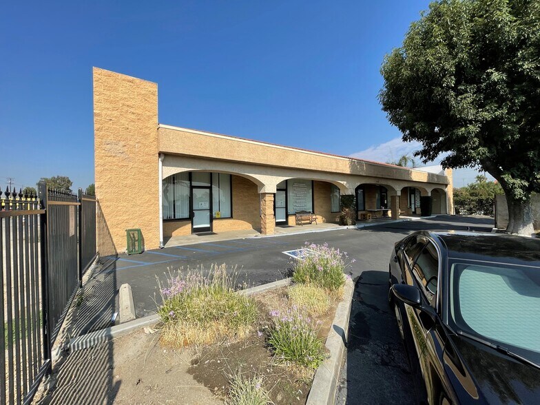 More Photos Of 460 S Stoddard Ave, San Bernardino Office For Sale