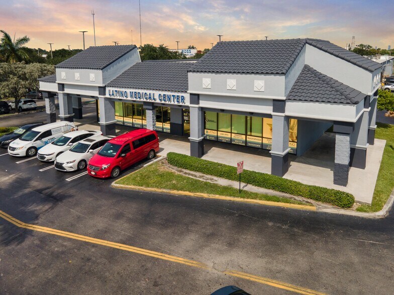 More Photos Of 21301-21495 NW 2nd Ave, Miami Unknown For Lease