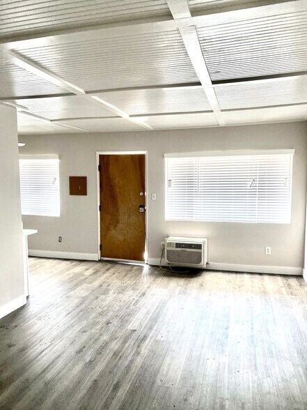 More Photos Of 1014 N Oxford Ave, Los Angeles Apartments For Sale