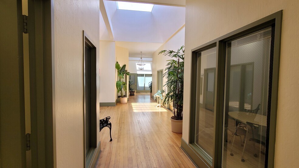 More Photos Of 613-617 4th St, Santa Rosa Office For Lease