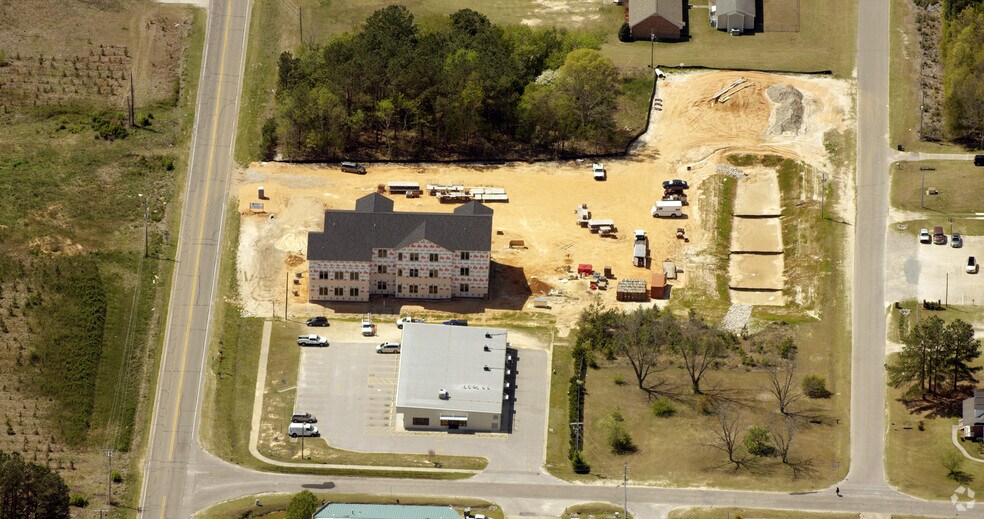 More Photos Of 7724 Raeford Rd, Fayetteville Medical For Lease
