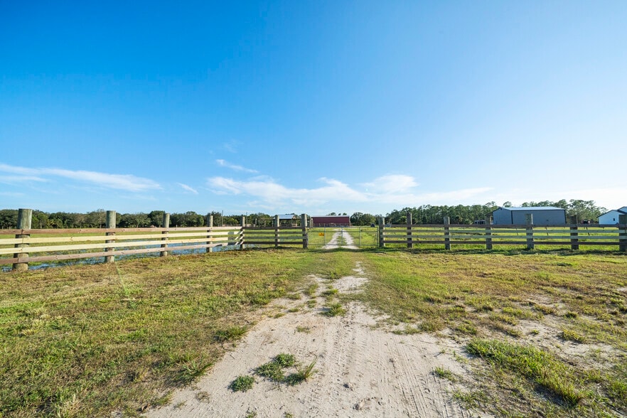 More Photos Of 14255 113th St, Fellsmere Land For Sale