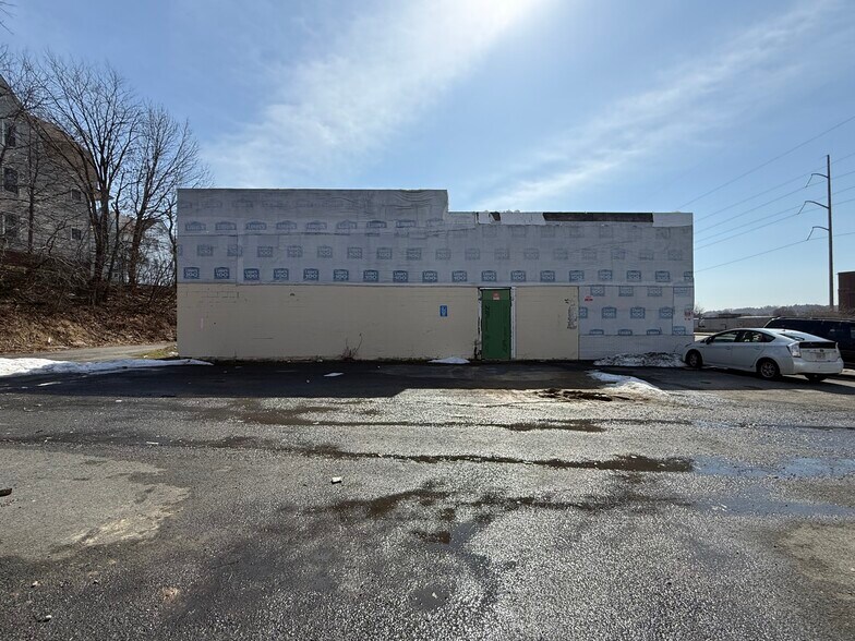 More Photos Of 342 W Boylston St, Worcester Freestanding For Sale