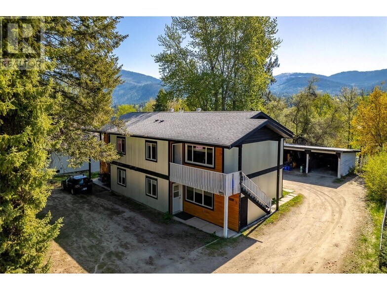 More Photos Of 1810 1 St, Fruitvale Apartments For Sale