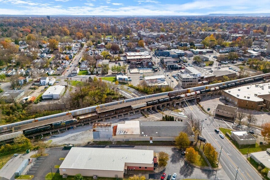 More Photos Of 335 Baxter Ave, Louisville Warehouse For Lease