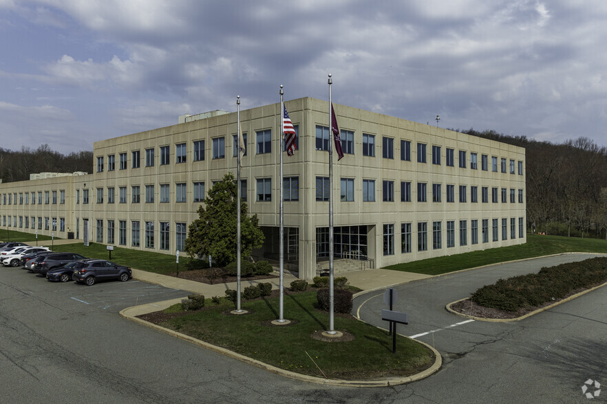 Primary Photo Of 350 Clark Dr, Mount Olive Office For Lease