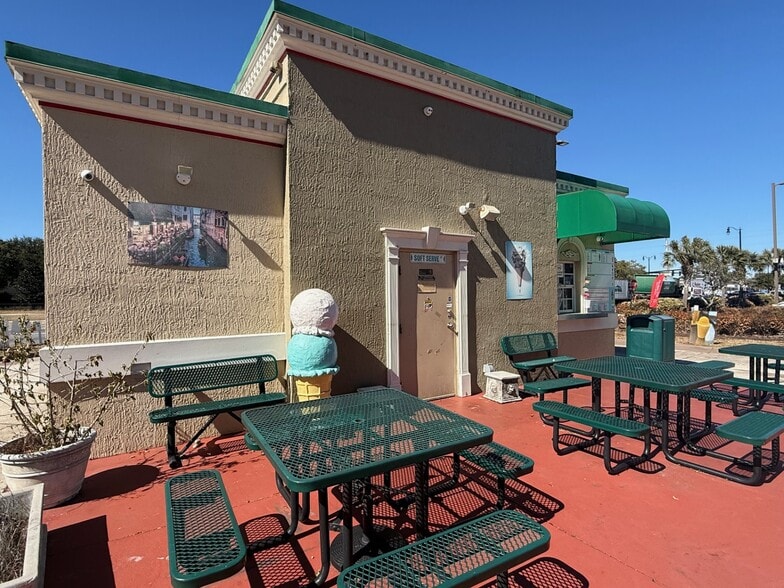 More Photos Of 2521 French Ave, Sanford Fast Food For Sale