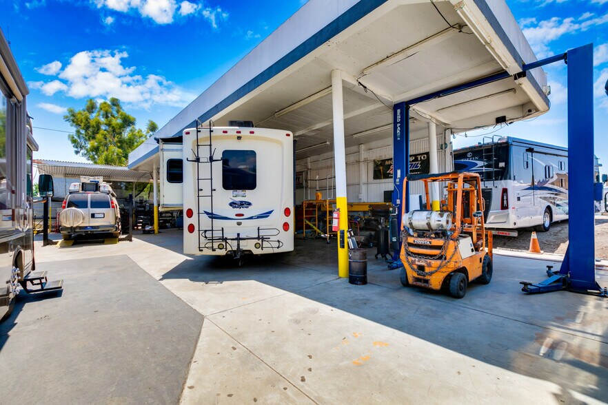 More Photos Of 8393-8411 Foothill Blvd, Rancho Cucamonga Freestanding For Sale